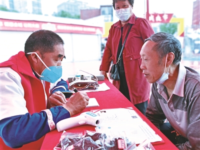 寧德市舉行“畬醫畬藥健康閩東行”活動啟動儀式